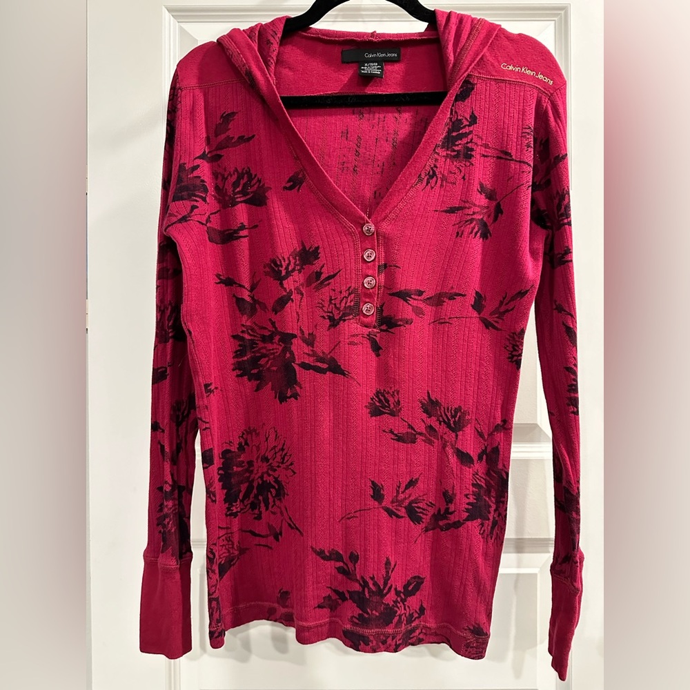 Calvin Klein long sleeve hooded t shirt.  Burgundy / Black
